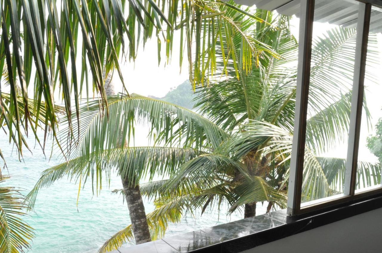 Goviyapana Beach Hotel Ahangama Extérieur photo